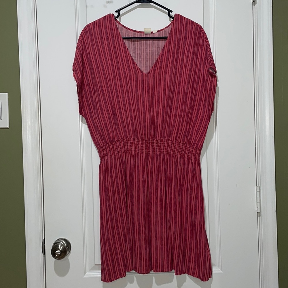 Sleeveless Gap Dress